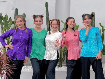 Ninh Dương Lan Ngọc thành lập ban nhạc 5 cô gái, diện áo bà ba nổi nhất ngày 20/10