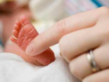 Hành trình sinh con vất vả của người mẹ trẻ 32 tuổi liên tiếp bị sảy thai 13 lần trong 12 năm