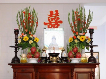 Đừng cắm hoa cúc trên bàn thờ mãi, đây mới là loại hoa rước tài lộc, mùng 1 thắp hương cả tháng may mắn