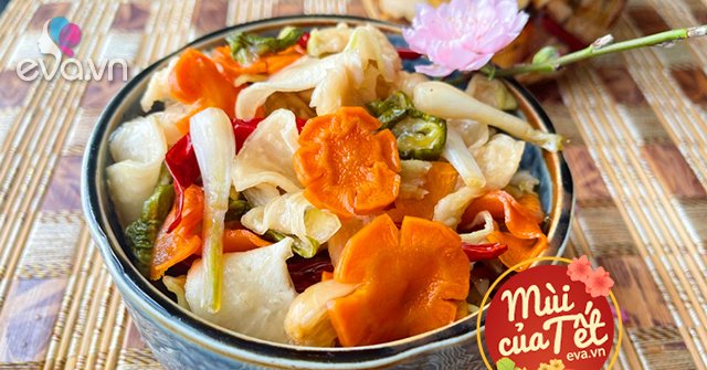 Dưa món kiểu miền Trung chua chua ngòn ngọt giòn tan chống ngán cho ngày Tết
