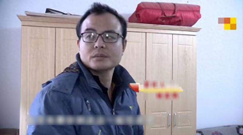 Duong Gia Minh (30), pria asal China yang ditinggal istrinya 3 hari usai menikah cuma gara-gara gajinya kecil.