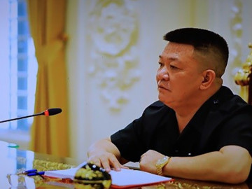 Đại gia Việt sở hữu tòa lâu đài lớn nhất Đông Nam Á: Chăm làm từ thiện, tổ chức  & quot;siêu đám cưới & quot; cho con